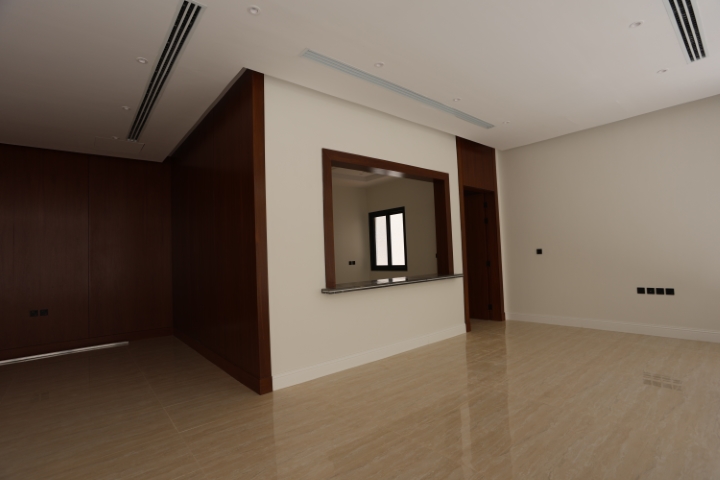 Contracting l07a8857