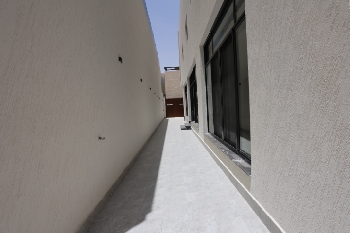 Contracting l07a8865