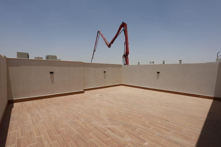 Contracting l07a8887