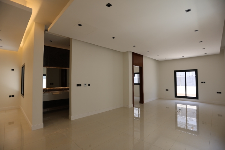 Contracting l07a8909