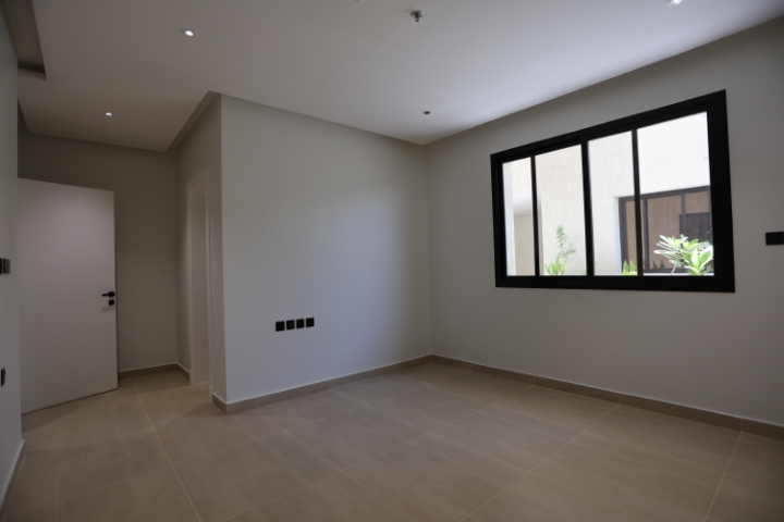 Contracting l07a9051