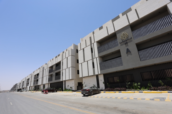 Contracting l07a9238