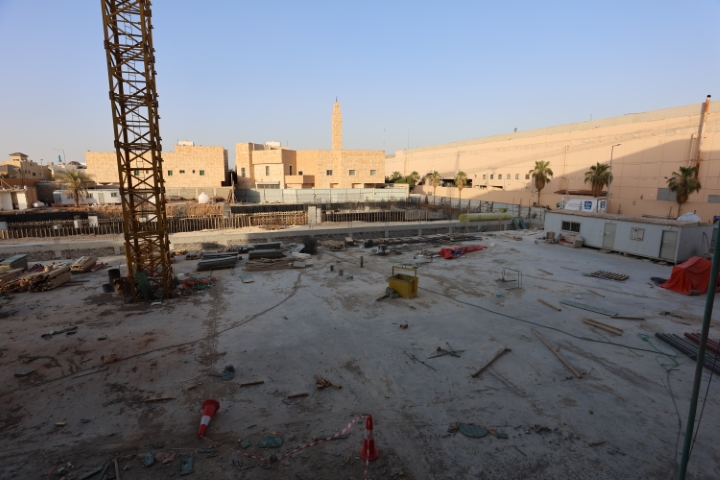 Contracting l07a9673