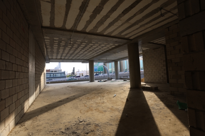 Contracting l07a9678